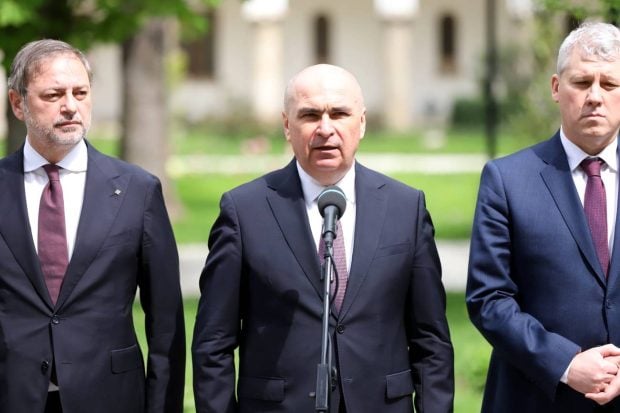 România înregistrează cea mai mare reducere a deficitului bugetar din UE, dar rămâne cu cel mai mare nivel al acestuia