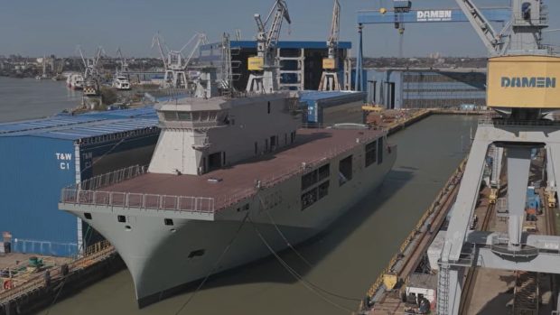 Primul portavion pentru drone din Europa, lansat la Galați. Cât a costat construcția navei