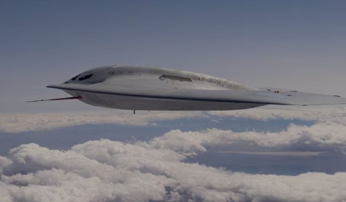 21 Raider, surprins din aer pentru prima dată, dezvăluie detalii despre noua generație de bombardiere