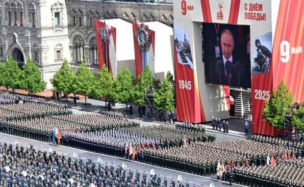 Parada din Piața Roșie de 9 Mai, Reduceri Substanțiale: Soldații Vor Mărșălui fără Echipamente Militare, Durata Limitată la 40 de Minute