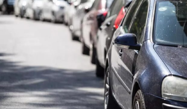 Întârzieri în lansarea Programului Rabla afectează piața auto din România, anunță ministrul Mediului și conducerea Dacia