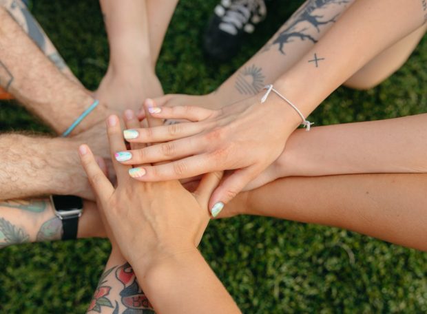 Solidaritatea aduce schimbări durabile în comunitățile din România