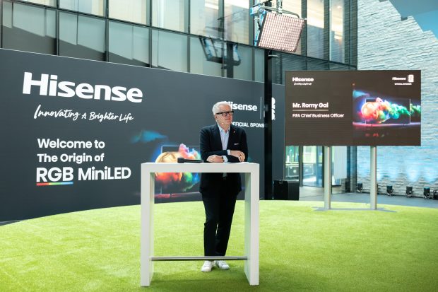 Hisense lansează noile televizoare RGB MiniLED 2026 la sediul FIFA, aducând fotbalul mai aproape de fani