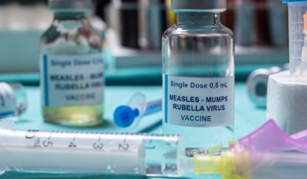 O complicație a rujeolei duce la paralizie și nu are leac. Dr. Sandra Alexiu, laureata Galei Doctorului Digital: „Jumătate dintre copiii de un an pe care-i îngrijesc sunt nevaccinați ROR”