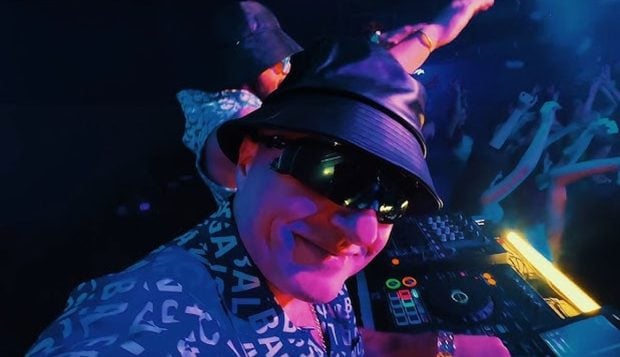 „Solo Tu”, hitul viral al primăverii, lansat oficial și inspirat dintr-un clasic semnat Costi Ioniță și Adrian Minune