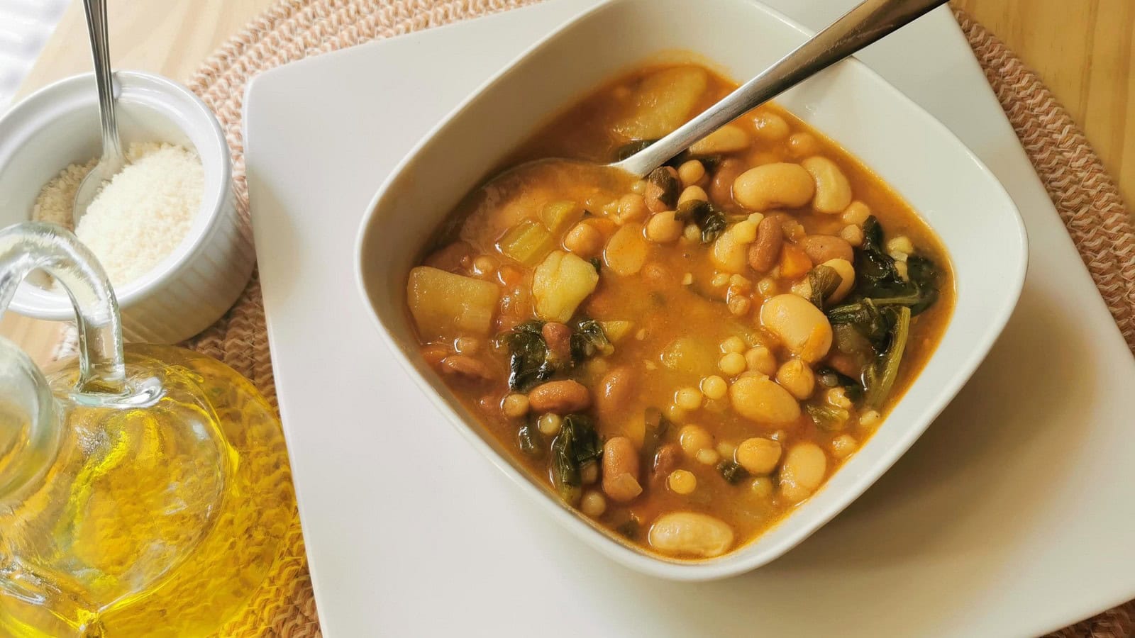 Poza pentru articolul Cum se face „supa longevității”: „Rețetă de la familia italiană cu o vârstă adunată de 800 de ani”