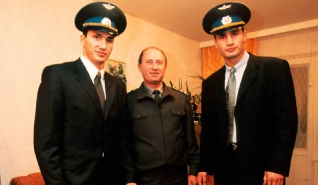 Vladimir Klitschko dezvăluie drama familiei: Tatăl său, erou „lichidator” al dezastrului de la Cernobîl, a murit din cauza cancerului provocat de radiații