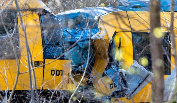 Două trenuri de pasageri s-au lovit frontal în Danemarca. Zeci de oameni au fost răniți