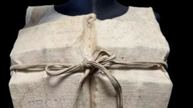O vestă de salvare a unui supravieţuitor de pe Titanic, scoasă la vânzare la o licitaţie „fără precedent”. Cât costă piesa