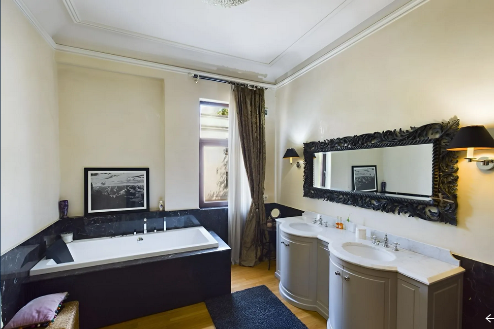 Așa arată vila de 1,7 milioane de euro, de pe Bulevardul Dacia din București. Foto: sothebysrealty.com