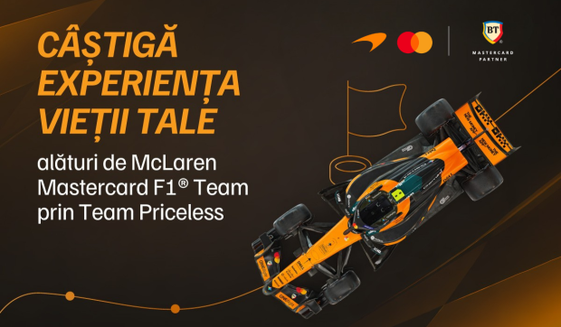 Doi români pot ajunge în mijlocul echipei campioane la Formula 1, gratis! Tot ce trebuie să faci e să participi la un quiz al Băncii Transilvania