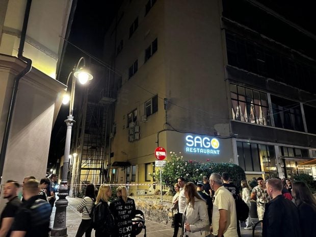 O adolescentă de 16 ani a murit în Oradea, după ce a căzut de pe o clădire dezafectată, la doar 5 zile după ce o altă fată a murit în mod similar în București