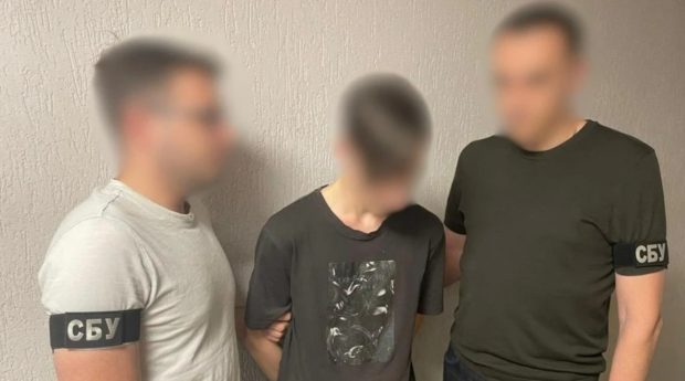 Adolescent arestat pentru sprijinirea atacurilor aeriene ruse asupra Kievului