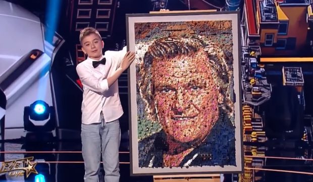 Imagine Stire Florin Piersic a reacționat după ce a fost recreat din LEGO în finala Românii au talent 2026. Ce mesaj i-a transmis lui Albert Oprea | 2review.ro