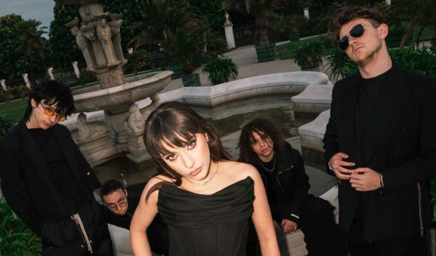 Alexandra Căpitănescu lansează „Heat”, o piesă heavy metal după succesul Eurovision 2026
