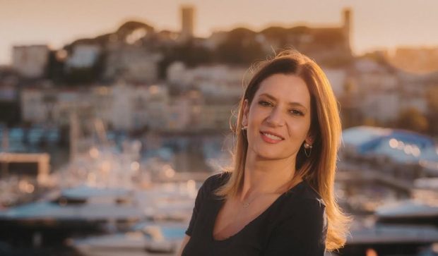 Imagine Stire Cum a reușit Amalia Enache să slăbească la 48 de ani: „Femeile mă înțeleg” | 2review.ro