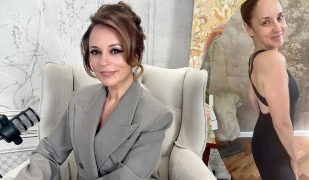 Imagine Stire Imagini cu Andreea Marin într-o ipostază rară. Vedeta a îmbrăcat o salopetă mulată și s-a afișat fără machiaj | 2review.ro