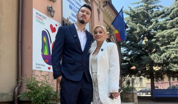 Imagine Stire Anisia Gafton s-a căsătorit civil cu Florin Serghei. Imagini de la ceremonia discretă | 2review.ro
