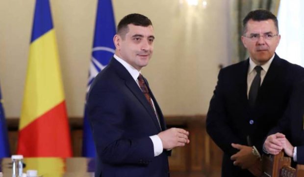 George Simion s-a lăudat cât de bine stă AUR în sondaje, după demiterea Guvernului Bolojan. Cum vrea să „scoată România din criză”