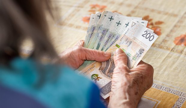 Ce pensie primește o femeie care a lucrat 61 de ani, în Polonia: „A stabilit un record impresionant”