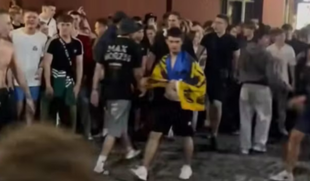 Bătaie între români și ucraineni veniți pentru concertul lui Max Korzh, în Centrul Vechi din București
