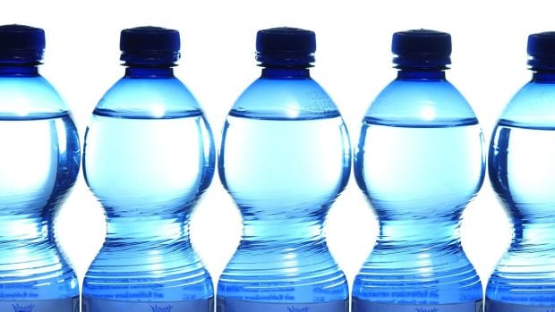 „Moartea lichidă”: avertismentul unui chirurg american privind pericolele băuturilor carbogazoase