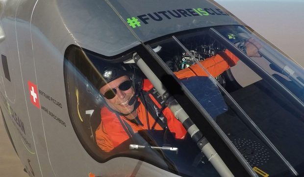 Solar Impulse 2, avionul care a făcut înconjurul lumii doar cu energie solară, a căzut în mare: „Pierderea unei minuni tehnologice”