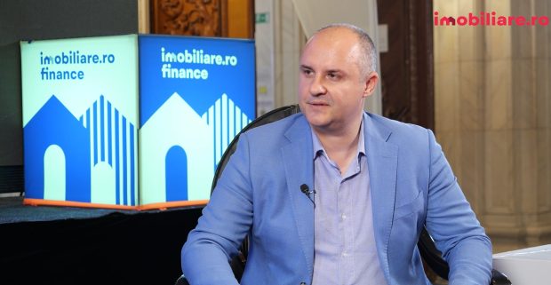 Blocajele birocratice mențin prețurile apartamentelor ridicate în București, deși cererea scade