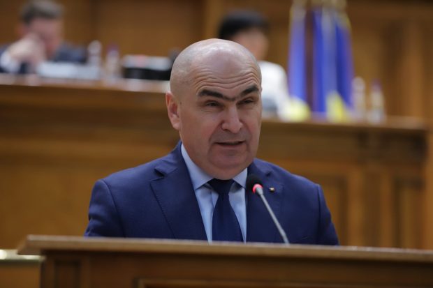 Ultima lege care vizează educația, dată de Ilie Bolojan înainte de a fi demis prin moțiune de cenzură: deblocarea primei de carieră didactică