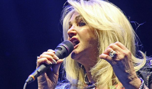 Bonnie Tyler, în comă într-un spital din Portugalia. Starea artistei s-a agravat în ultimele zile