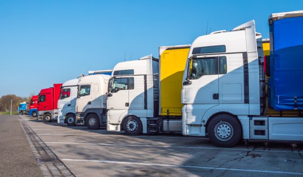 Țara din Europa unde amenda pentru șoferii de TIR ajunge la 30.000 de euro pentru o greșeală banală în parcare
