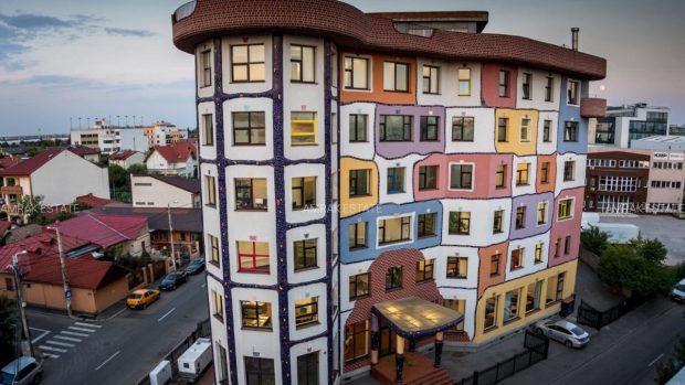 Clădirea „Hundertwasser House” din București, vândută la un preț record pentru segmentul office