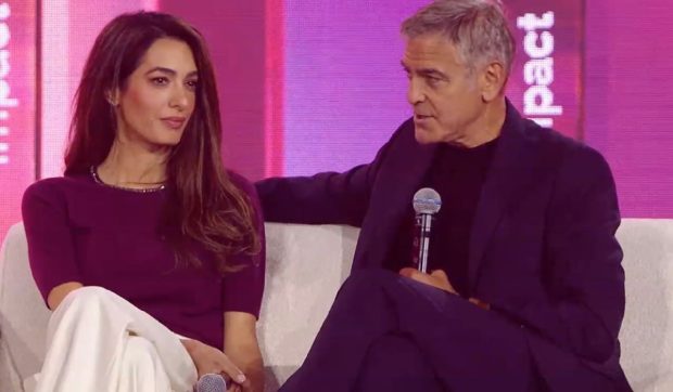 George Clooney a apărut brusc pe scenă în timpul discursului soției sale, Amal, la Impact 2026, de la Poznan