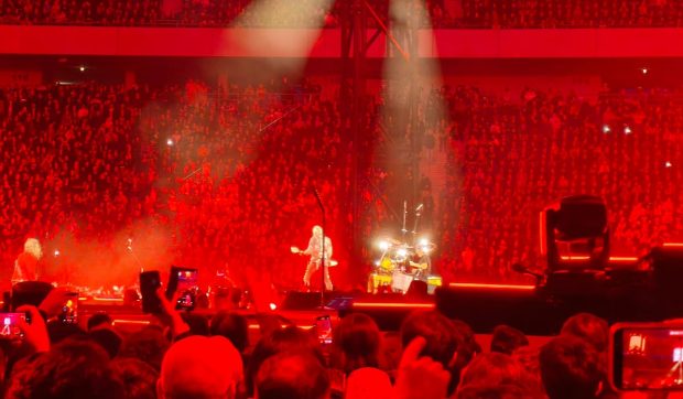 Metallica a surprins publicul de la Arena Națională cu o interpretare românească inedită