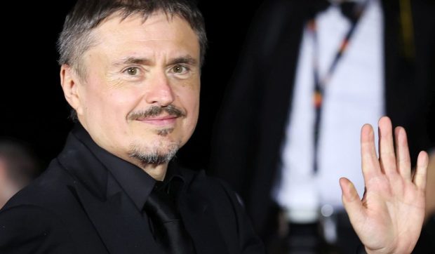 Personalități marcante felicită succesul lui Cristian Mungiu la Cannes, subliniind valoarea cinematografiei românești contemporane