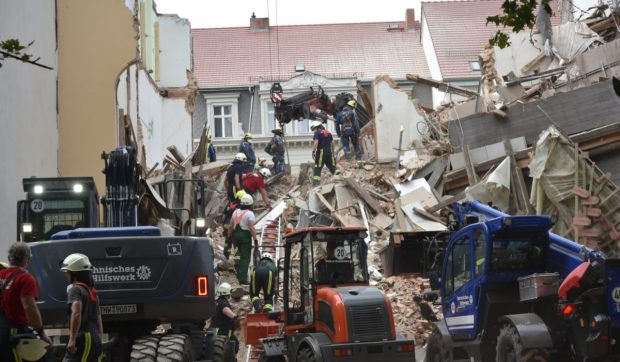 Au fost recuperate trupurile celor două românce dispărute în urma prăbușirii unui bloc în Germania