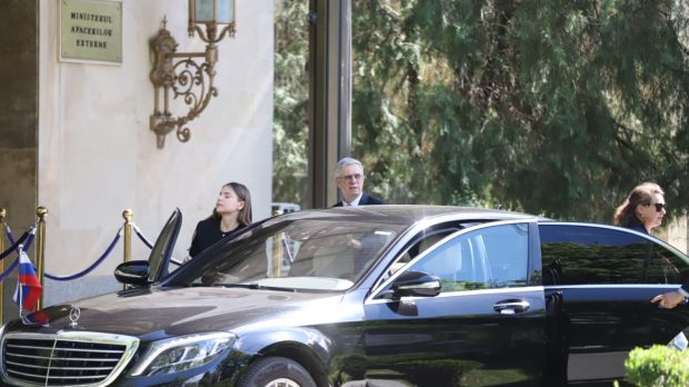 Ambasadorul Rusiei la București convocat la MAE, dar nu primit personal de ministrul Oana Țoiu