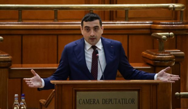 George Simion anunță că AUR este pregătit să preia guvernarea, reafirmând opoziția față de influențele externe în Parlament