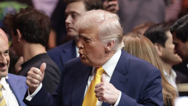 Donald Trump celebrează 80 de ani printr-un eveniment UFC inedit la Casa Albă, cu un buget de 60 milioane dolari