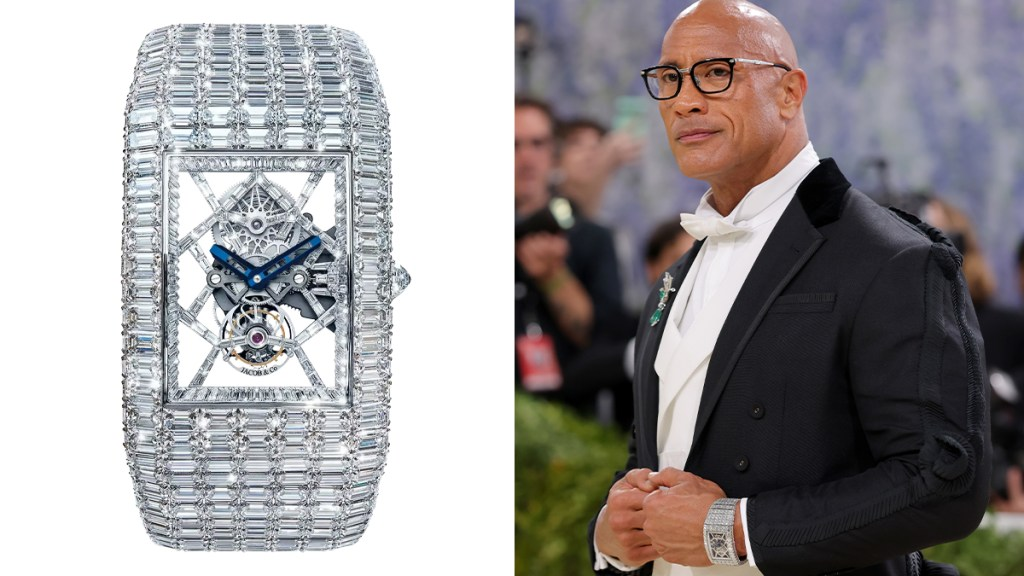 Dwayne Johnson cîmbrăcat într-un frac elegant cu o cămașă albă si ochelari la ochi.
