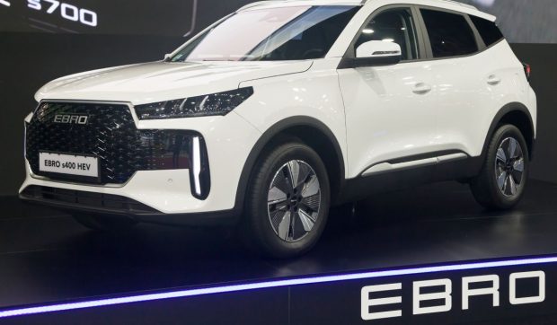 Chinezii de la Chery produc în Spania concurentul pentru Dacia Duster. Ebro costă mai puțin decât SUV-ul companiei românești