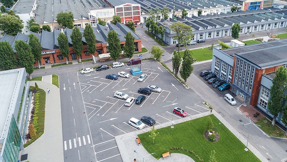 Poza pentru articolul O fabrică din București își reia activitatea după 10 ani de suspendare. Familia Rădulea repornește Semănătoarea