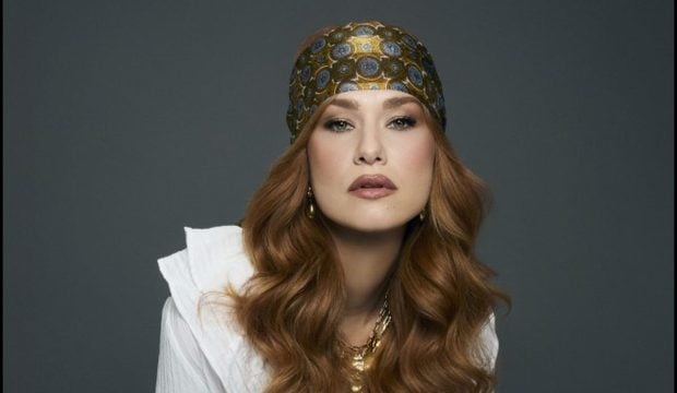 Rugămintea cântăreței Feli către tatăl ei decedat: „Fetița mea întreabă cerul unde ești, vrea să te vadă”