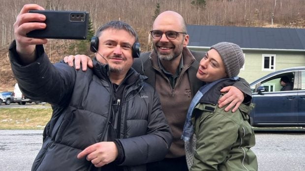 Imagine Stire Ce spune Giulia Nahmany despre „Fjord”, filmul lui Cristian Mungiu aplaudat îndelung la Cannes 2026: „Onoare și bucurie” | 2review.ro