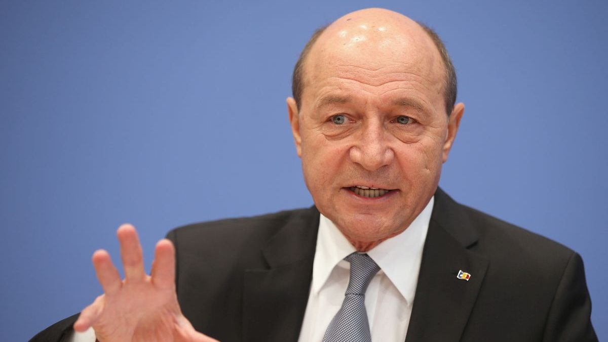 Poza pentru articolul Traian Băsescu a reprimit cetățenia Republicii Moldova de la Maia Sandu: „Rămân devotat cauzei reunificării țării și poporului român”