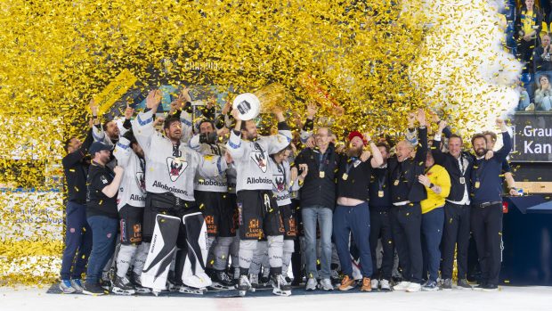 HC Fribourg-Gottéron cucerește primul titlu național după 46 de ani de așteptare și încinge orașul