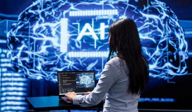 De ce Inteligența Artificială afectează mai mult locurile de muncă ale femeilor decât ale bărbaților. Joburi care vor dispărea