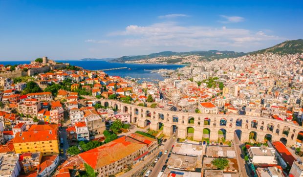 Cele mai accesibile escapade în Grecia: destinații superbe la care ajungi ușor cu mașina din România