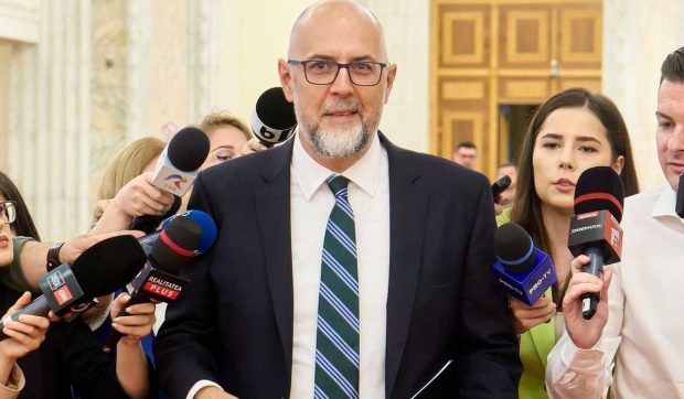 UDMR nu va vota Guvernul Veștea, parlamentarii nu vor fi în sală