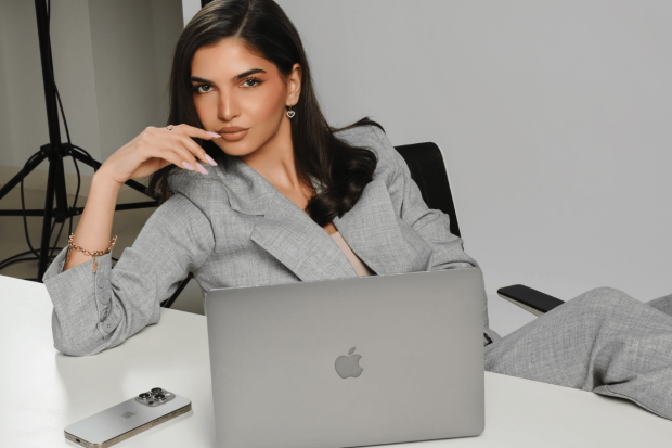 Laptop pentru acasă vs. laptop pentru birou: ce diferențe contează cu adevărat